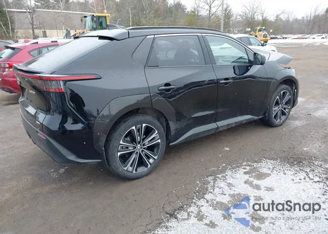 2023 Toyota Bz4X Limited z USA, uszkodzony, nr VIN JTMABABA4PA001876